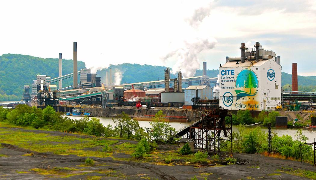 Stålverket Clairton Works i Clairton i Pennsylvania. Foto: Wikipedia Commons Lic. Kredit. Roy Luck / U.S. Steel Clairton Works.