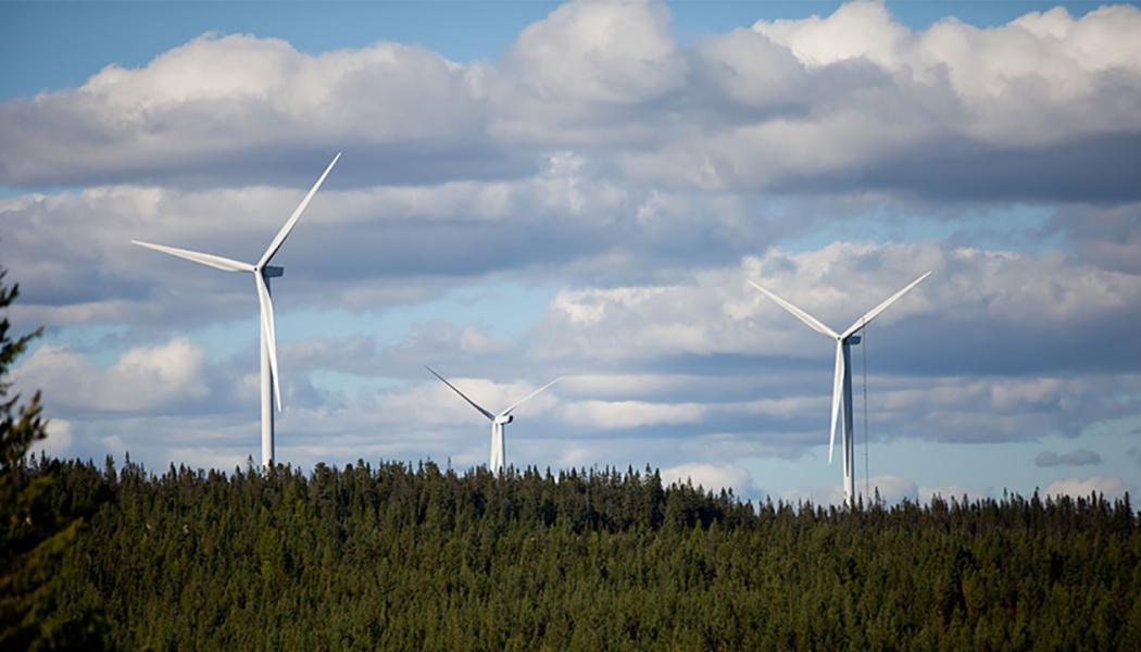 Svevia har fått i uppdrag av Prime Capital och Polhem Infra att utföra förberedande mark- och betongarbeten för vindkraftsetappen Fjällberg Norr i Lycksele kommun. Foto: Rickie Johansson