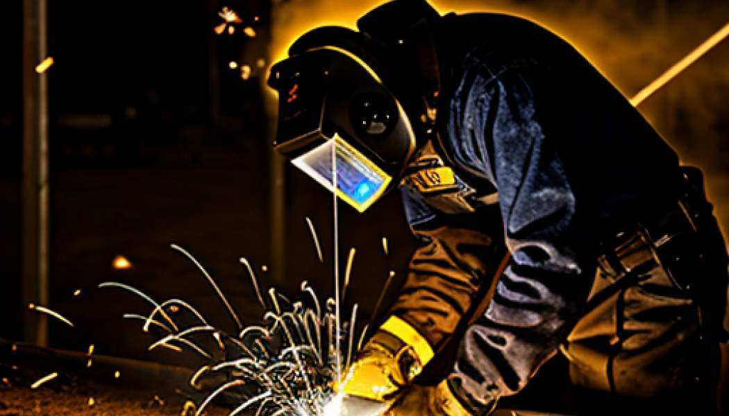 Projektet Resilient industri riktar sig främst till små och medelstora tillverkande företag inom verkstads- och elektronikindustrin. Bild: AI-genererad bild. Inte ett fotografi.
Copyright © Conventus – AI-genererat innehåll. Inget av materialet får reproduceras eller användas i andra sammanhang utan skriftligt tillstånd.
