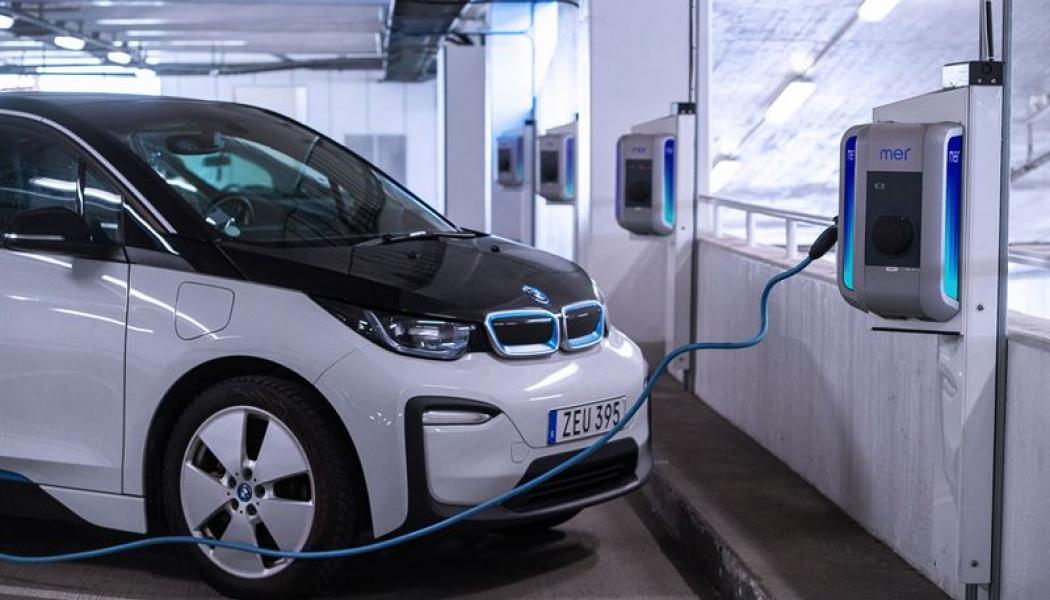 Easypark utvidgar sitt nätverk för elbilsladdning med fler laddstationer. Foto: Easypark 