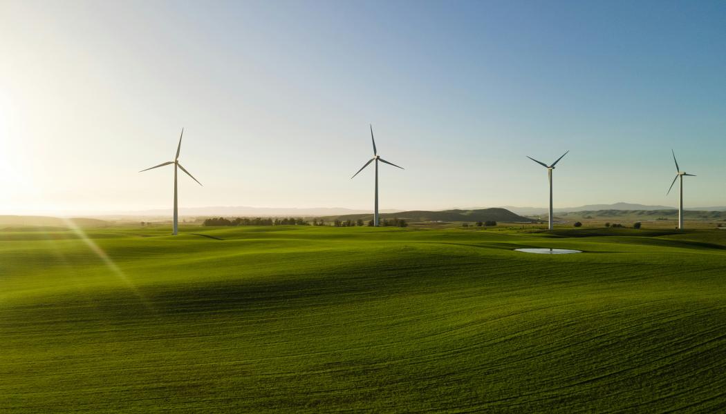 Landbaserad vindkraft. Foto: Zac Wolff / Unsplash