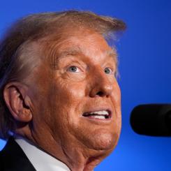 Matt Rourke/AP/TT: Om Donald Trump vinner presidentvalet i höst och genomför vårdslösa skattesänkningar kan det trycka upp din boränta. Arkivbild