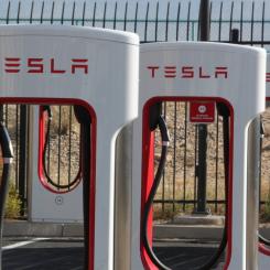 Susan Montoya Bryan/AP/TT: Teslas redovisar som väntat ett rejält vinstfall för fjolårets fjärde kvartal. Arkivbild.