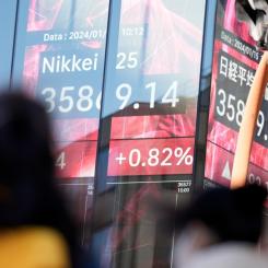 Eugene Hoshiko/AP/TT: Flera av Asiens ledande börser har helgstängt på grund av det kinesiska nyåret. Arkivbild.