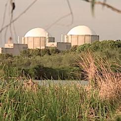 Almaraz kärnkraftverk i Spanien har två reaktorer av Westinghouse-typ med en sammanlagd nettoproduktion på 2 017 megawatt. Foto: Foro Nuclear