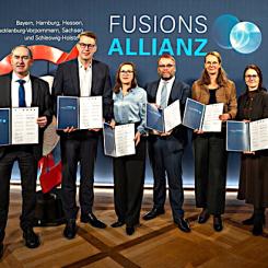 En ceremoni hölls nyligen i München för att markera bildandet av alliansen (Bild: Axel König/StMWK).