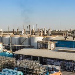 Iranskt oljelager, som tillhör oljeproducenten Sinaenergy. Foto: Wikipedia Commons. Kredit: Sinaenergy