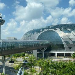 Singapore Changi Airport räknas ofta till världens mest prisbelönta flygplatser. Foto: Wikipedia Common Lic. Kredit: LN9267
