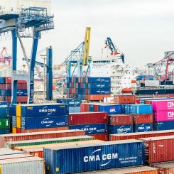 Nu utforskar företag hur AI- teknologin kan implementeras i deras dagliga logistikoperationer. Foto: Creative Commons Lic. Pixabay, kredit: postcardtrip