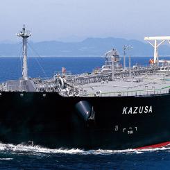 Tankfartyg i Hormuzsundet, en av världens viktigaste transportleder för olja och LNG. Foto: Mitsui Lines