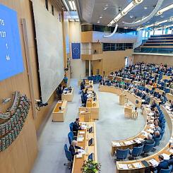Riksdagen har godkänt lagändringar som ska förenkla uranbrytning och öppna fler kustlägen för framtida kärnkraft. Foto: Melker Dahlstrand/Riksdagen.