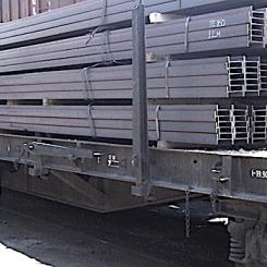 Ståltransport i Europa. Det internationella logistikföretaget Sifax Global Logistics stärker sin närvaro i Norden. Med ett globalt nätverk i ryggen erbjuder bolaget skräddarsydda fraktlösningar till konkurrenskraftiga priser. Foto: Sifax Global Logistics