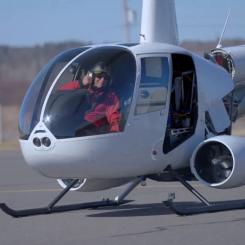 Testflygning med den ombyggda R44-helikoptern genomfördes i Québec. Pilot: Ric Webb. Foto: Unither Bioelectronics
