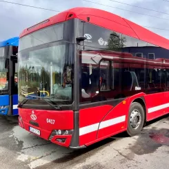 Utöver 81 nya elbussar från Solaris köper VR i Tyresö in 14 ledbussar från MAN som drivs på förnybar HVO-diesel. Foto: VR